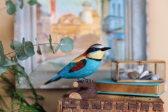 Wildlife_Garden_WG4475_DecoBird_European-bee-eater_Lifestyle1_filtered
