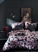 Apelt_Blossom_col_89