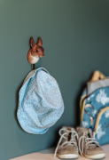 WG4560_Hook_Squirrel_Lifestyle
