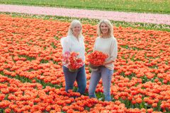 LI8_4879_Lilian_Fotografie_Fotoshoot_Fam_Flower_Farm_Marlies_Linda_2024-04026